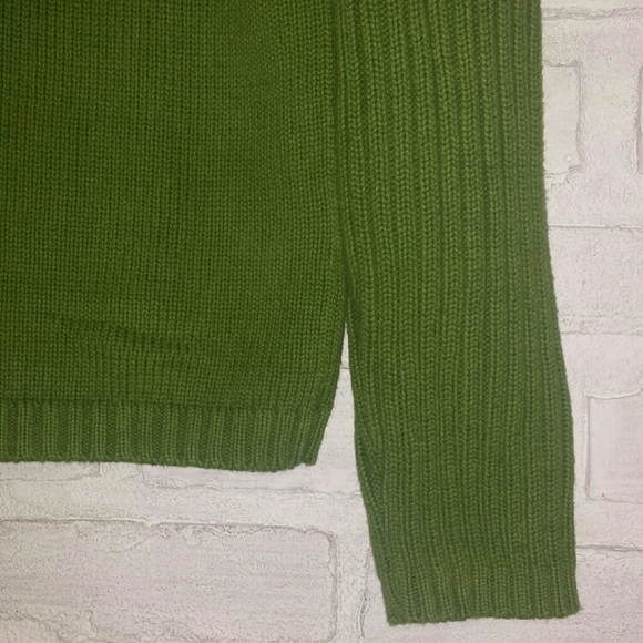 Tommy Hilfiger Green 1/2 Zip Collar Sweater - Picture 9 of 11